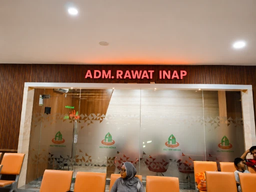 Reklame, neon box & huruf timbul — proyek Dexsign di Karawang 7