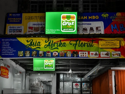 Reklame, neon box & huruf timbul — proyek Dexsign di Karawang 14