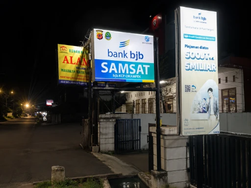 Reklame, neon box & huruf timbul — proyek Dexsign di Karawang 14